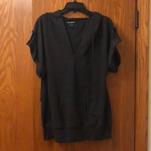 Short sleeve sweater hoodie